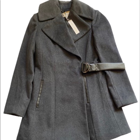 Trina Turk Women’s Coat - Picture 1 of 4